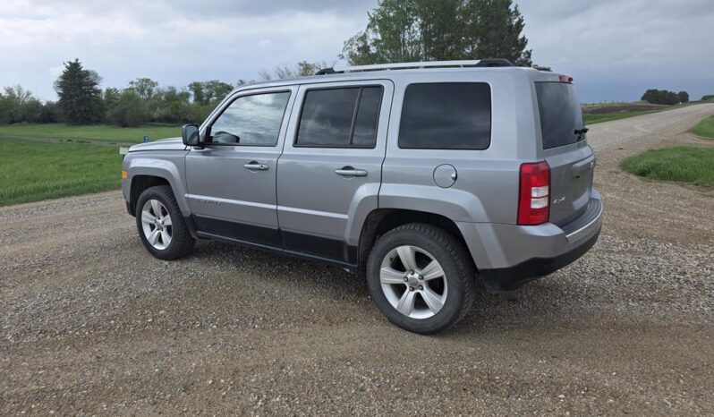 
								2016 Jeep Patriot Sport North Edition full									